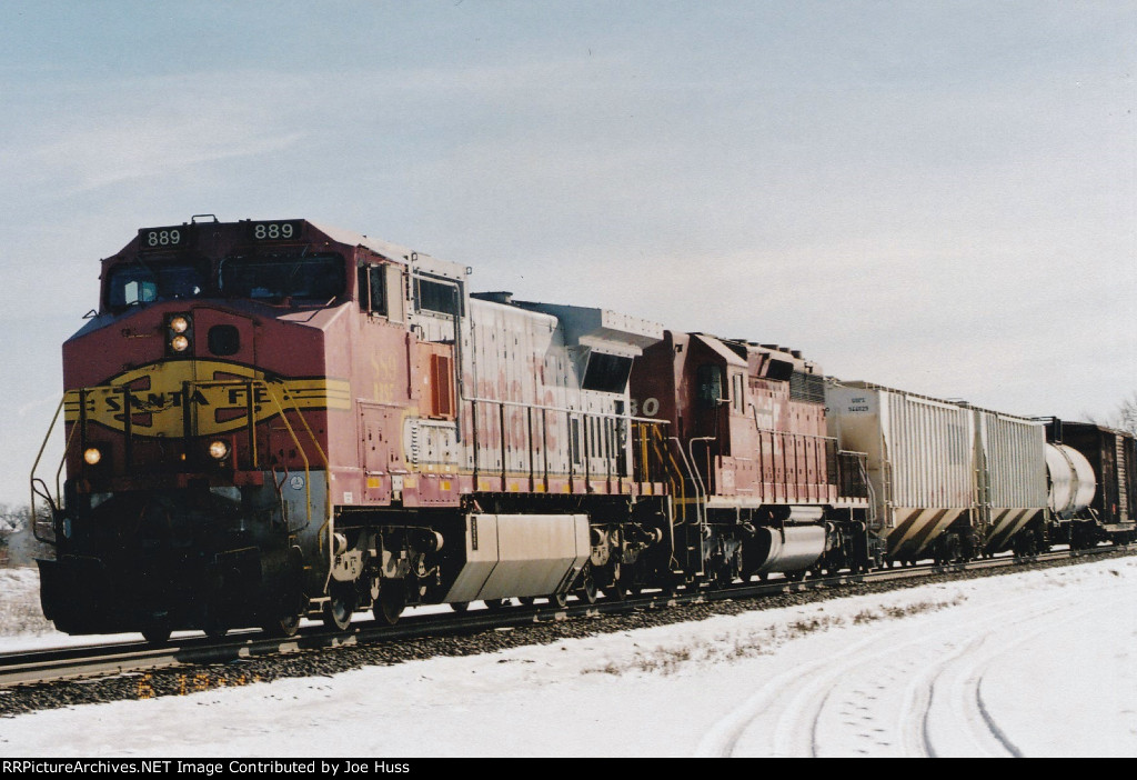 BNSF 889 North